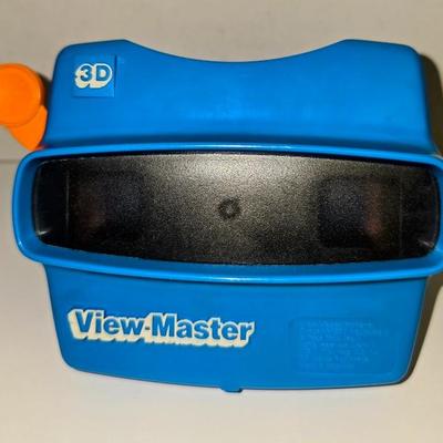 Sale Photo Thumbnail #44: Vintage 1970s 3D Blue View master Includes 10 Viewer Sides JEN8063 $49.99   - Warehouse: AAA Vintage 712 L And A Rd Suite B Metairie, LA 70001 Hours By Appointment Thursday - Saturday 10-4