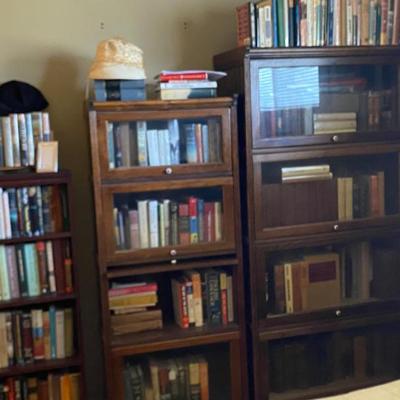 Sale Photo Thumbnail #21: more book cases fulled with books