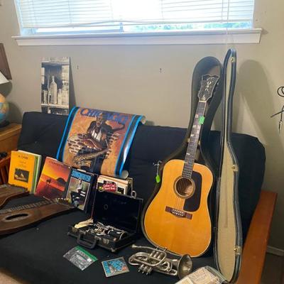 Sale Photo Thumbnail #34: variety of musical instruments