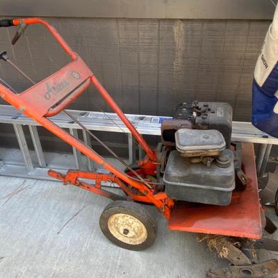 Sale Photo Thumbnail #81: ariens tiller aluminum ladder