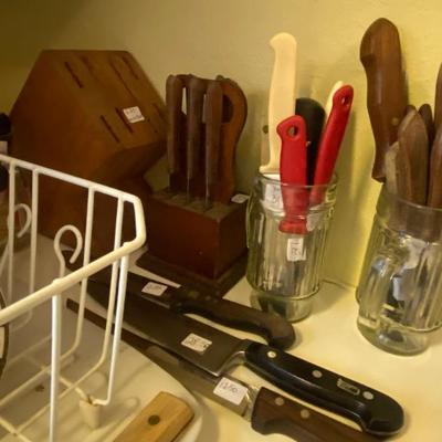 Sale Photo Thumbnail #73: knives including henckels and others