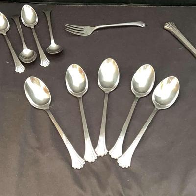 International Stainless Flatware Set