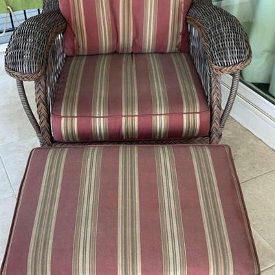 Rattan Look Easy Chair With Matching Footstool – Comfortable & Classic!