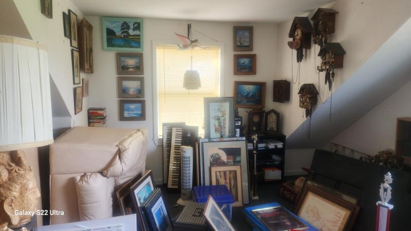 Sale Photo Thumbnail #353