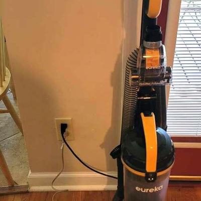 Eureka MaxSwivel Pro Vacuum & HoMedics Massager