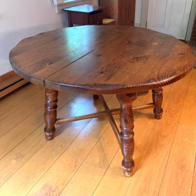 48” pine table w/ 2 leaves