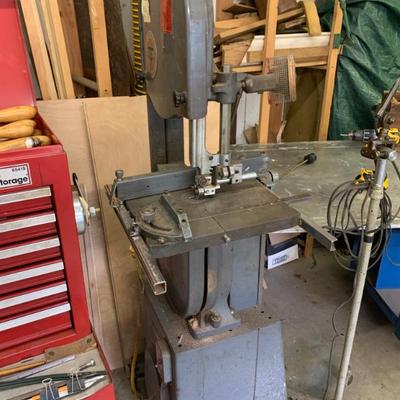 Delta band saw