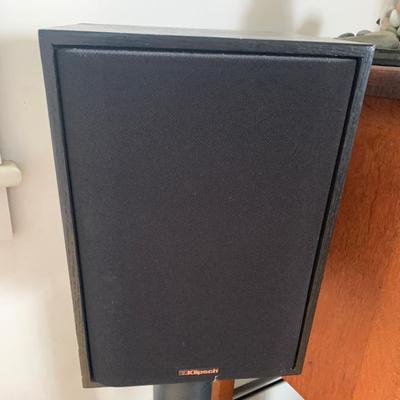 Pr. Klipsch KG 1.5 speakers. 