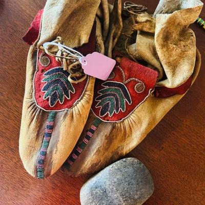 Antique Beaded Native American Moccasins 