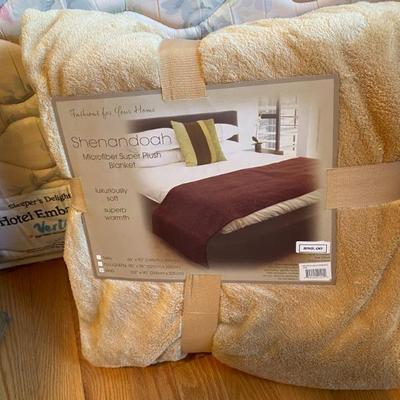 Sale Photo Thumbnail #37