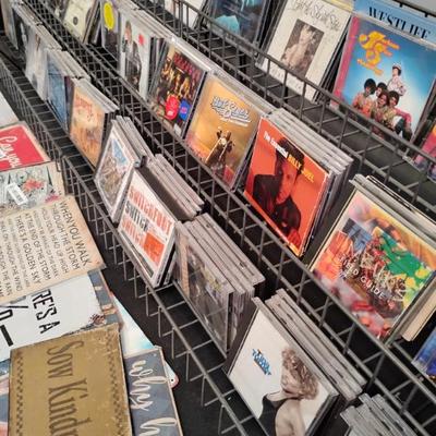Sale Photo Thumbnail #175