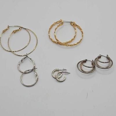 Costume Hoop Earrings Gold And Silver Tone 5 Pair