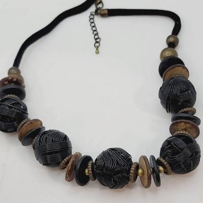 Gorgeous Texture Statement Necklace Earth Tone