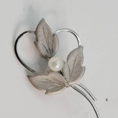 Sterling Dec Delicate Pearl Leaf Pin Vintage 