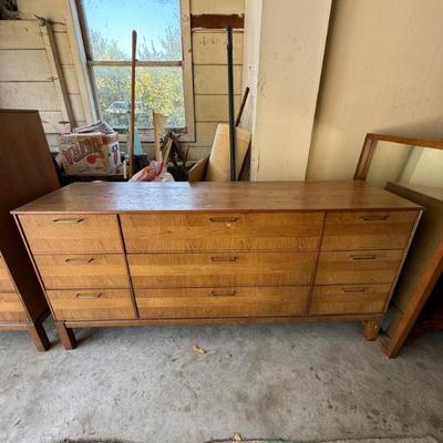 Sale Photo Thumbnail #33