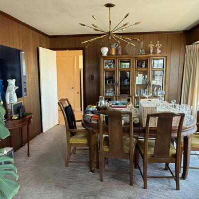Sale Photo Thumbnail #66: Dining table 