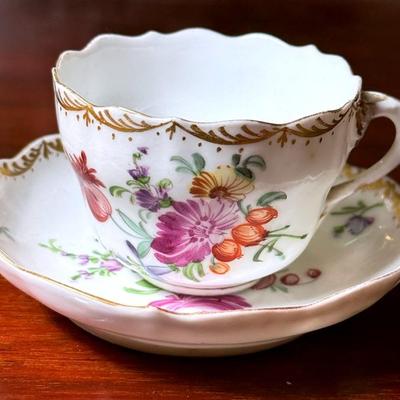 Antique Meissen teacup 