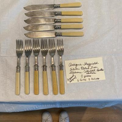 Sale Photo Thumbnail #22: Antique Sheffield Silver Plated Fish Flatware Celluloid Ivorine Handles