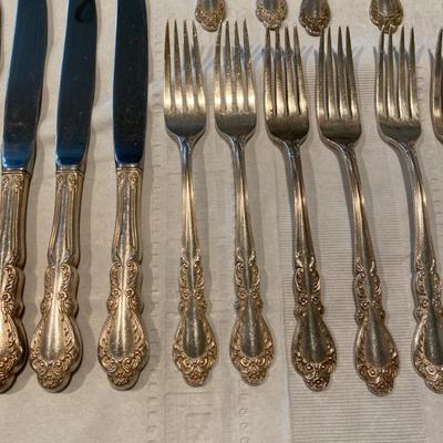 Sale Photo Thumbnail #13: Vintage Rogers Sterling Silver Old Charleston