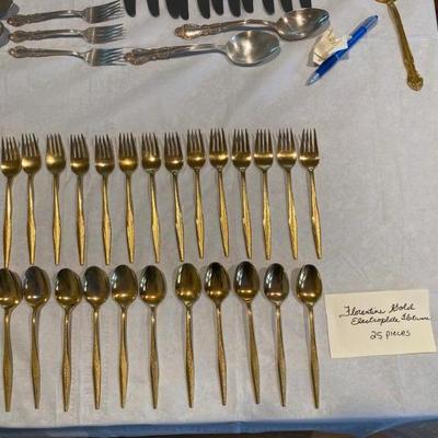 Sale Photo Thumbnail #20: Florentine Gold Electroplated Flatware 