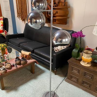Sale Photo Thumbnail #157: Vintage MCM Koch & Lowy 3 Globe chrome adjustable floor lamp. 