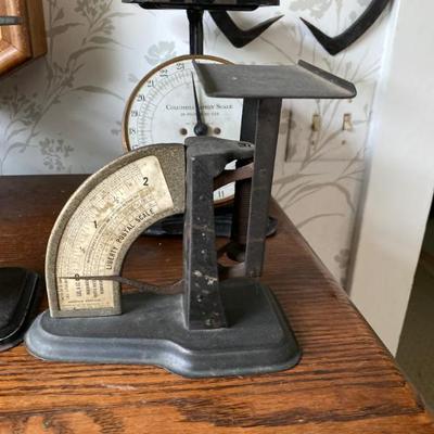 Sale Photo Thumbnail #139: Antique Liberty Postal Scale