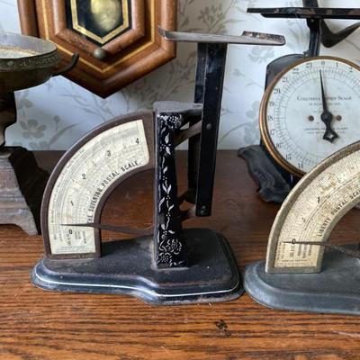 Sale Photo Thumbnail #140: Antique Superior Postal Scale