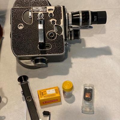 Sale Photo Thumbnail #29: Vintage Paillard Bolex H16 16mm Film Movie Camera with Leather Case