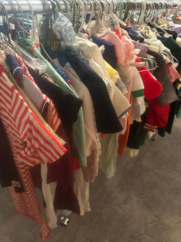 Sale Photo Thumbnail #175