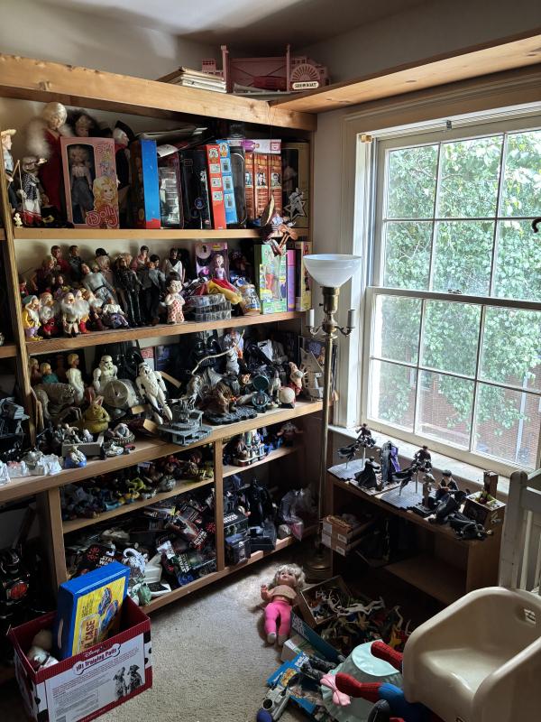 Sale Photo Thumbnail #129