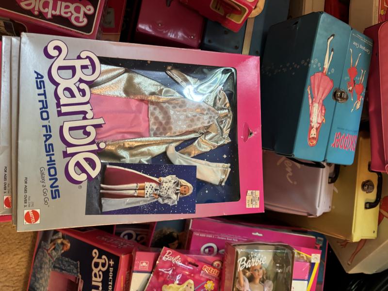 Sale Photo Thumbnail #112