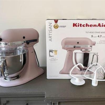 Pink KitchenAid Stand Mixer .jpg