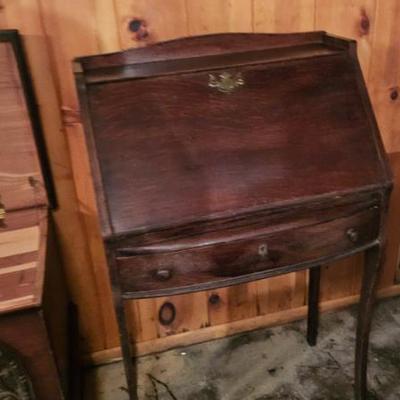 Nice Desk

