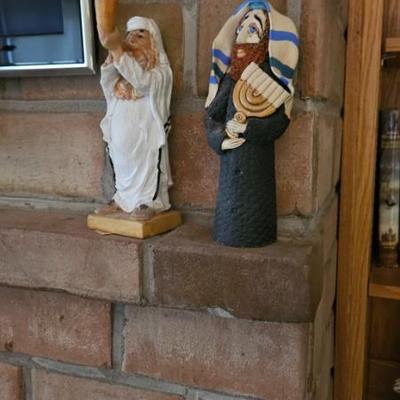 Unique Figurines