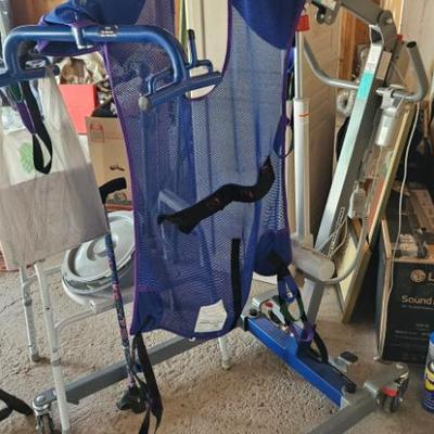Like new Hoyer lift