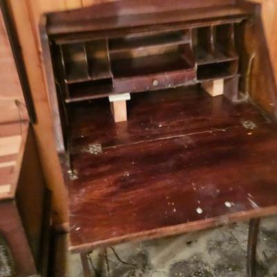 Nice Desk
