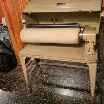 Iron your clothes quickly!