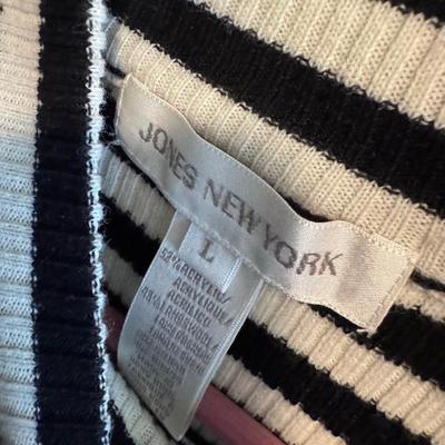 Sale Photo Thumbnail #488