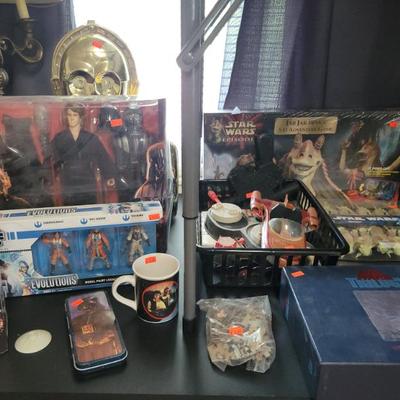 Sale Photo Thumbnail #127: Star Wars Toys and Collectables 