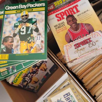 Sale Photo Thumbnail #220: Vintage Sports Programs / Yearbooks / Magazines 
