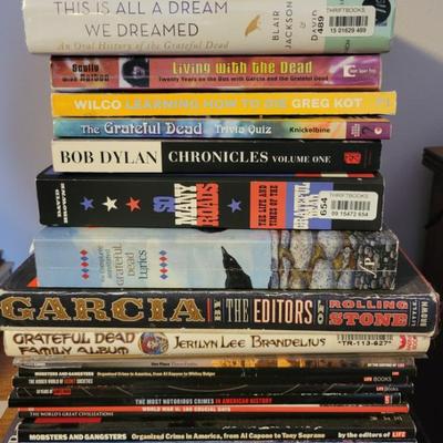 Sale Photo Thumbnail #113: Band Books