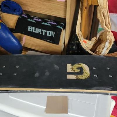 Sale Photo Thumbnail #150: Burton Snow Deck 