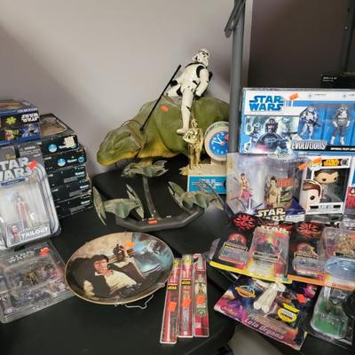Sale Photo Thumbnail #129: Star Wars Toys and Collectables 