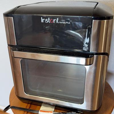Instant Vortex Plus Air Fryer