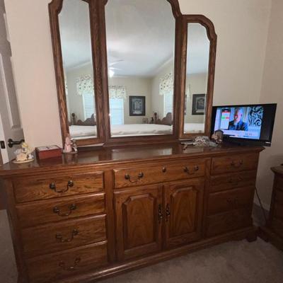 Sale Photo Thumbnail #130