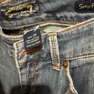 Sale Photo Thumbnail #205