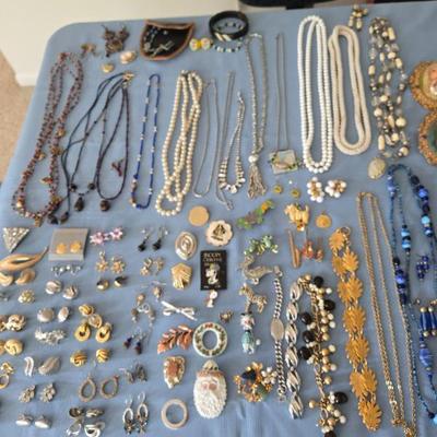 Sale Photo Thumbnail #9