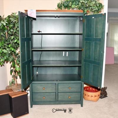 068 family room