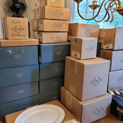 Sale Photo Thumbnail #441