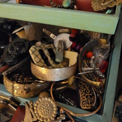 Sale Photo Thumbnail #152